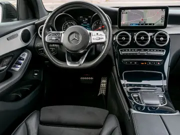 GLC 300 4M Coupé AMG LINE NIGHT DISTRO AHK 360