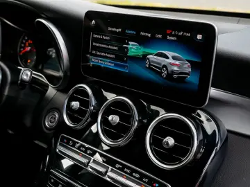 GLC 300 4M Coupé AMG LINE NIGHT DISTRO AHK 360