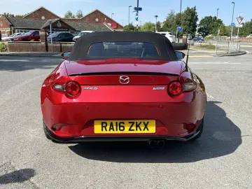 Mazda MX-5 2.0 SKYACTIV-G Sport Recaro Euro 6 2dr