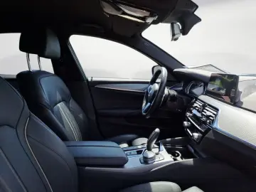 540d xDrive Navi Leder Bluetooth PDC MP3 Schn.