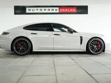 Panamera Turbo Kreide SportDesign HUD CARBON 360