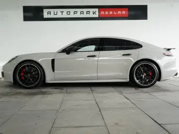 Panamera Turbo Kreide SportDesign HUD CARBON 360