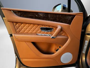 Bentayga W12 - Mulliner 22 Zoll BENTLEY BERLIN -