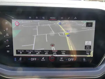 Touareg 3.0 TSI R LINE HYBRID PANO Premium