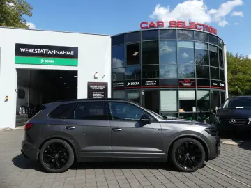 Touareg 3.0 TSI R LINE HYBRID PANO Premium