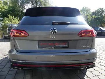 Touareg 3.0 TSI R LINE HYBRID PANO Premium