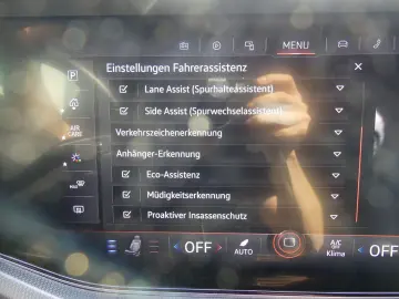 Touareg 3.0 TSI R LINE HYBRID PANO Premium