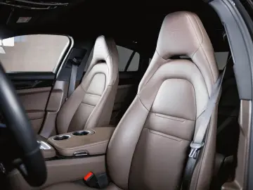 Panamera 4 E-Hybrid Platinum Edit. Sportabgas