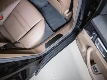 Panamera 4 E-Hybrid Platinum Edit. Sportabgas