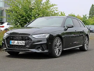 A4 Avant 35TFSI S LINE BLACK B&O TOUR VIRTUAL