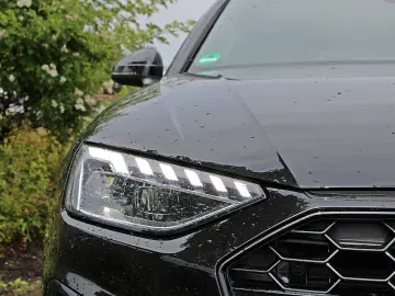 A4 Avant 35TFSI S LINE BLACK B&O TOUR VIRTUAL