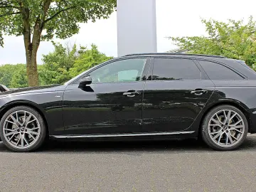 A4 Avant 35TFSI S LINE BLACK B&O TOUR VIRTUAL