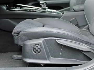 A4 Avant 35TFSI S LINE BLACK B&O TOUR VIRTUAL