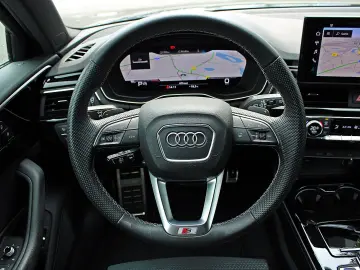 A4 Avant 35TFSI S LINE BLACK B&O TOUR VIRTUAL