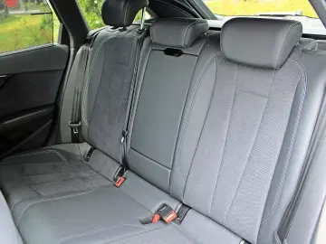 A4 Avant 35TFSI S LINE BLACK B&O TOUR VIRTUAL