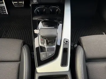 A4 40 TFSI quattro S line  1. Hand  Kamera  AHK