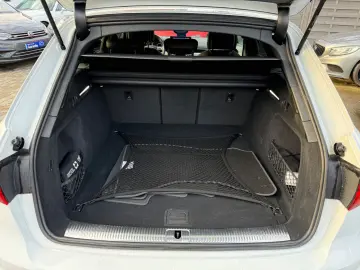 A4 40 TFSI quattro S line  1. Hand  Kamera  AHK