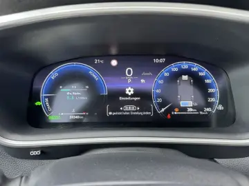 Corolla Cross 2.0 Hybrid FWD Team Deutschland