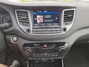 Tucson Premium 4WD  TWA  LED  Leder