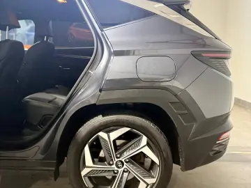 Tucson Prime 1.6 T-GDI 4WD AHK LEDER NAVI