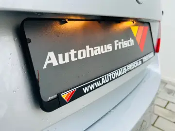 Octavia Lim. Joy HU NEU