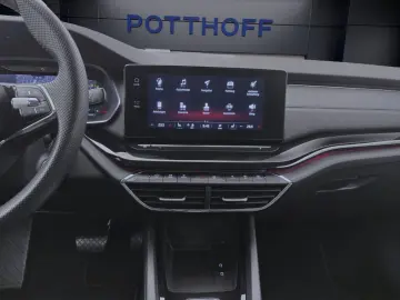 Octavia Combi 2.0 TDI DSG STYLE NAVI ACC SITZHZG