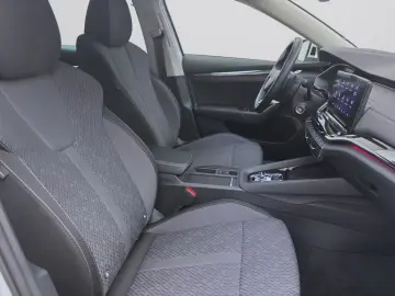 Octavia Combi 2.0 TDI DSG STYLE NAVI ACC SITZHZG