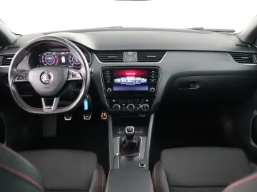 OCTAVIA COMBI RS 245 2.0TSI DIGITAL TACHO NAVI