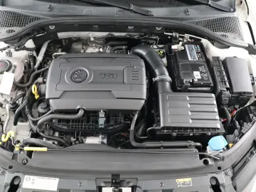 OCTAVIA COMBI RS 245 2.0TSI DIGITAL TACHO NAVI