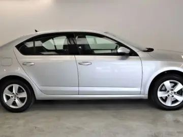 Octavia 1.8 TSI 179PS Lim. Ambition 4x4 DSG Navi