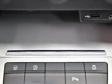 Octavia 1.8 TSI 179PS Lim. Ambition 4x4 DSG Navi