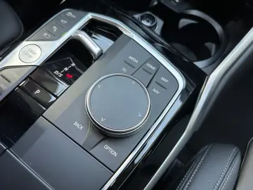 320 Baureihe 3 Touring 320 e LED DAB 3.99%ZINS