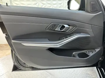 320 Baureihe 3 Touring 320 e LED DAB 3.99%ZINS