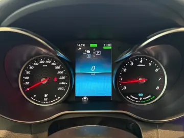 C 300 e T 9G-TRON  LED 360  el Sitze SHZ el Heck