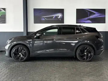 ID.4 PRO PERFORMANCE 150KW BLACKSTYLE WÄRMEPUMPE