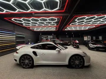 ID.4 PRO PERFORMANCE 150KW BLACKSTYLE WÄRMEPUMPE