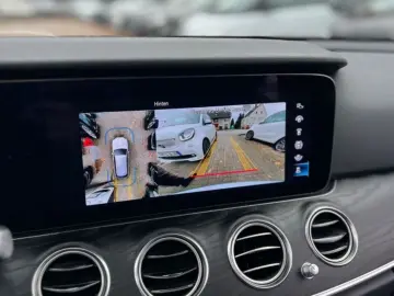 E 300T d e AMG 360 KAMERA PANO DISTRO AMBIENTE