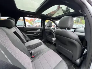 E 300T d e AMG 360 KAMERA PANO DISTRO AMBIENTE