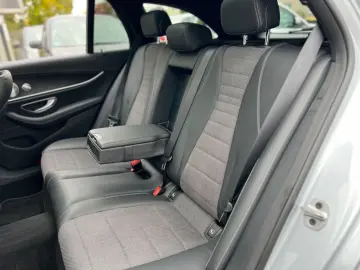 E 300T d e AMG 360 KAMERA PANO DISTRO AMBIENTE