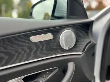 E 300T d e AMG 360 KAMERA PANO DISTRO AMBIENTE