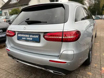 E 300T d e AMG 360 KAMERA PANO DISTRO AMBIENTE