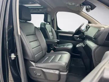 Zafira Life -e Elegance M L2 50 KW Leder Pano