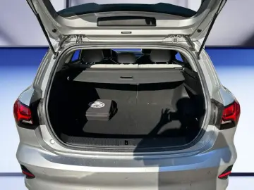 MG5 Standard Luxury Kamera  LED  NAVI  DAB