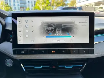 MG5 Standard Luxury Kamera  LED  NAVI  DAB