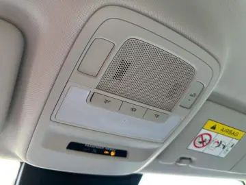 MG5 Standard Luxury Kamera  LED  NAVI  DAB