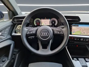 A3 Sportback 40 TFSI e NAVI virtual  PDC Advance