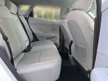 KONA 1.6 GDI DCT Hybrid Trend