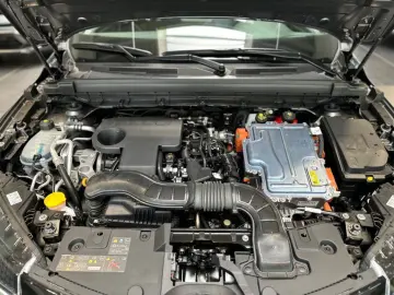 Arkana TECHNO E-Tech Full Hybrid 145PS