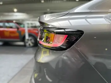 Arkana TECHNO E-Tech Full Hybrid 145PS