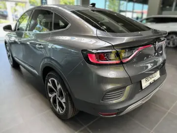 Arkana TECHNO E-Tech Full Hybrid 145PS